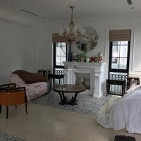 Bán Bt Hoa Phượng 350M2 Hoàn Thiện Đẹp, Đường Rộng Thông Thoáng, Sau Nhà Ngã Ba Sông