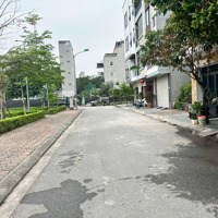 Bán Đất Tái Định Cư Giang Biên, 69M2 Giá Tốt