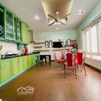 Cực Hiếm! Bán Nhà Phố Khương Đình, Lô Góc 2 Mặt Thoáng, Ô Tô Đỗ Cửa, 4 Tầng Hiện Đại