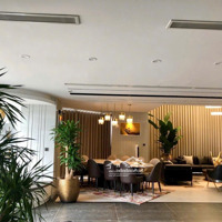 Cần Bán Căn Penhouse Dt= 273,5 M2 Thiết Kế 5 Phòng Ngủ, 5 Wc Căn, Góc Thoáng Đẹp