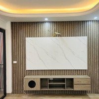 Ngõ Một Nhà Ra Phố Trường Chinh, Đống Đa, 7 Tầng, Thang Máy 31M X 7 Tầng Xmặt Tiền4,7M, Gia 9,5 Tỷ