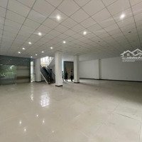 Nguyên Căn 3 Tầng Mặt Tiền 15M Tại Phạm Văn Đồng Cho Thuê