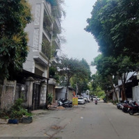 Bán Biệt Thự 4 Tầng, Tính Giá Đất, Cạnh Đường Cổ Linh 140M2, Mặt Tiền 6.2M, Giá Bán 20 Tỷ.