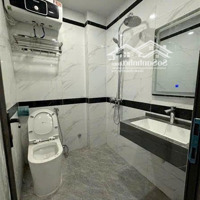 Siêu Phẩm Giá Rẻ Phố Vĩnh Hưng, Giá Bán 5,8 Tỷ, 38M2, 5 Tầng, 3 Phòng Ngủ, Oto Đỗ Cạnh Nhà