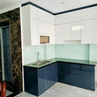 Giang Biên Nhà Xây Mới 6 Tầng - Thang Máy - Ô Tô Vào Nhà