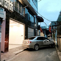 Giang Biên Nhà Xây Mới 6 Tầng - Thang Máy - Ô Tô Vào Nhà