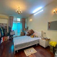 Bán nhà ở luôn ngõ 89 Lạc Long Quân. Ô tô đỗ cửa, gần hồ tây ở sướng. 40m*5t, mt 3.9m, giá 6.8 tỷ