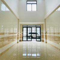 Cho Thuê Nhà Mới 100% , Có 4 Pn Tiện Ở - Làm Văn Phòng Công Ty Ngay Quốc Lộ 13- Phạm Văn Đồng