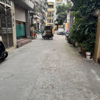 Lớ Ngớ Vớ Nhà Đẹp! Bán Nhà 2T Trung Tâm Sài Đồng, Ngõ Ô Tô Tránh, Tận 47M2, Vuông Vức, Chỉ 7,1 Tỷ