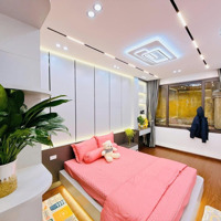 Bán Nhà Lạc Long Quân Nhà Đẹp Như Tranh , Diện Tích 30M2 4 Tầng Giá Bán 5,9 Tỷ .