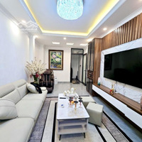 Nhà Đẹp Giang Biên 6 Tầng - Cách 1 Nhà Ra Oto Tránh - Full Nội Thất