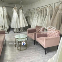Bán Khách Sạn Mặt Đường Phan Đình Phùng, P 17, Q.phú Nhuận Với 155.3M2, 6 Phòng Ngủ+ 6 Vệ Sinh Giá Nét 41 Tỉ.