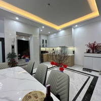 Chỉ Hơn 7 Tỷ Có Ngay Nhà Mới Đẹp Phố Cầu Giấy: 38M2, Mặt Tiền Rộng 5M, Full Nội Thất, Sổ Đẹp