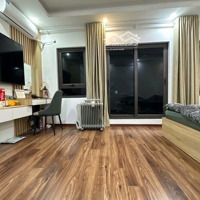 Chỉ Hơn 7 Tỷ Có Ngay Nhà Mới Đẹp Phố Cầu Giấy: 38M2, Mặt Tiền Rộng 5M, Full Nội Thất, Sổ Đẹp
