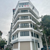 Bán Nhà Phố Tây Hồ 43 M2 Full Nội Thất Dòng Tiền Đỉnh Chỉ 15.5 Tỷ + Khu Vực Dân Trí Cao