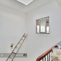 Mặt Phố Trần Hoà - Kinh Doanh - 6 Tầng Thang Máy Nhập - Vỉa Hè Rộng