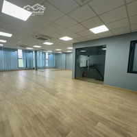 Chủ Nhà Cho Thuê Gấp Văn Phòng 100M2 Giá Chỉ 15 Triệuiệu / Tháng Tại Khuất Duy Tiến