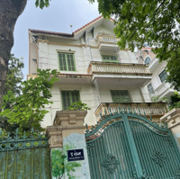 Biệt Thự Khu Pháp Vân, Nội Thất Cao Cấp - Diện Tích: 282M2 Giá Tốt Nhất
