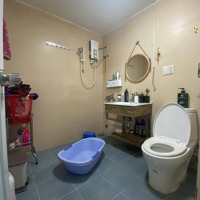 Chung Cư D5, P25, Bình Thạnh: 2 Phòng Ngủ 76M2, Ban Công 10 Triệu/Th
