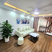 Chính Chủ Cho Thuê Nhà Riêng. 32M,4 Tầng, Đầy Đủ Nội Thất, Vào Ở Ngay Tại Linh Đàm