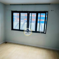 Cho Thuê Nhà Phố Gần Uỷ Ban Tân Hưng Đối Diện Công Viên Cty Bđs S Home