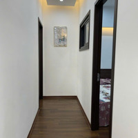 Gia Đình Bán Căn 3N 2 Vệ Sinh 102M2 Tại Gold Season Tòa Autumn Ban Công Đông Nam, Full Đồ, Có Slot.