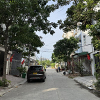 Biệt Thự Hẻm 2 Xe Hơi, Đi Về Miền Tây Thông Thoáng, Qua Q1 Q1 Q8 Chỉ 15 - 20P. 7Tỷ7 Thương Lượng