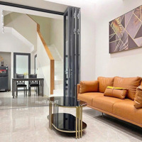 Cho Thuê Nhàhẽm Xe Hơi2 Tầng 3 Phòng Ngủ 4 Vệ Sinhfull Nội Thất. 65M2 Ngang 4,1M. 14 Triệu/Th. Hướng Đông Nam Mát Mẻ