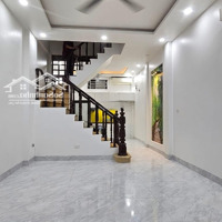 Bán Gấp Nhà Triều Khúc 40M2, 5 Tầng,Mặt Tiền5M, Sát Hv Mật Mã, Gần Ô Tô, Chỉ 6.6 Tỷ