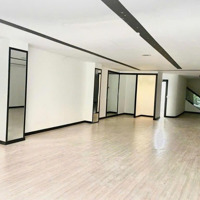 Nhà Cho Thuêmặt Tiềnbàu Cát, P14. Dt: 8X25M 1 Trệt 3 Lầu. Nhà Đẹp. Giá 50 Triệu/Tháng