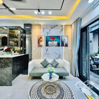 Chủ Đang Cần Xoay Vốn Gấp, Bán Nhà Đào Duy Anh, P9, Q.phú Nhuận. Giá Bán 4.58 Tỷ, Shr, 3 Tầng.