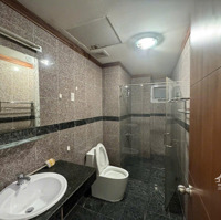 Bán Căn Hộ 3 Phòng Ngủ 138M2 View Hồ Bơi Liên Hệ 0937649813