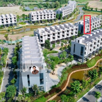 Chủ Nhà Bán Gấp Nhà Phố Vườn Mua Đợt Đầu - Tại Eco Village Saigon River - Chỉ 8.5 Tỷ