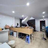 BIỆT THỰ HẺM XE TẢI TRÁNH NGUYỄN XÍ. DT 170m2 NGANG 10m DÀI 17m. GIÁ 29T