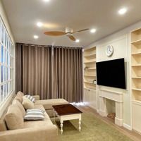 Cho Thuê Căn Hộ Chung Cư The Tresor, 24 Triệu, 120M2 Tại Bến Vân Đồn, Q4, Hcm