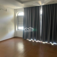 Bán Tòa Siêu Chdv Đường Âu Cơ, 39 Phòng, Thu Nhập 220 Triệu/Tháng. Hầm 6 Tầng, 231 M2, Giá Bán 28 Tỷ