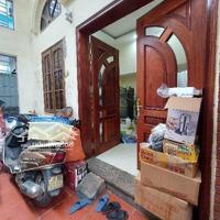 Chính Chủ Bán Nhà Tân Mai Vị Trí Đẹp Cách 10M Ra Phố - Tương Lai Tăng Giá - Nhà 3 Mặt Thoáng
