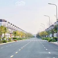 Bán Nhà Liên Kế Mới Xây Đẹp Trong Khu Qui Hoạch Nhiều Công Viên Cây Xanh, Tiện Ích Đầy Đủ. Giá Rẻ.