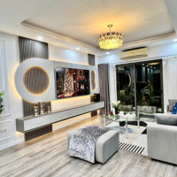 Chính Chủ Bán Căn 2 Ngủ 75M2 Season Avenue. Giá Bán 5,3 Tỷ - Liên Hệ: 0946566549