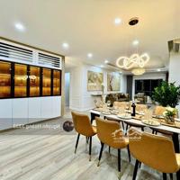 Chính Chủ Cần Bán Ch 125M2, 3N - 2 Vệ Sinh Ban Công Đông Bắc, Tầng Cao, Nội Thất Cơ Bản, Sổ Đỏ, Giá Bán 9 Tỷ