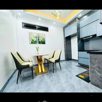 Hiếm! Cuối Trịnh Văn Bô Di Trạch! Bán Nhà 5 Tầng 42M2 Dân Xây Trục Chính Kinh Doanh Ôtô Chỉ 8.2 Tỷ