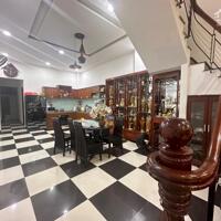 Cc cần bán nhà 3 tầng MT KD VIP đường NGUYỄN THÀNH Ý,, HOÀ CƯỜNG NAM, giá chỉ nhỉnh hơn 7 tỷ.