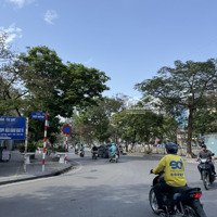 Hiếm Cực Hiếm Trong Khu Vực - Ô Tô Đỗ Cửa - Dân Xây Kiên Cố - Vị Trí Đắc Địa - Kinh Doanh Đỉnh