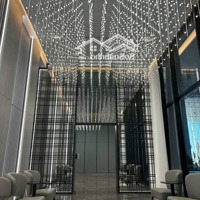 Cho Thuê Căn Hộ 2 Phòng Ngủ94M2 View Trực Diện Hồ Tây_Soho Heritage. Lhe: 0399.378.211