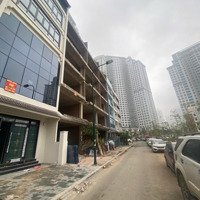 Chính Chủ Cho Thuê Tòa Văn Phòng 2 Mặt Tiền 6M, 6 Tầng, 600M2 Sàn Có Thang Máy Hoàn Thiện Cao Cấp
