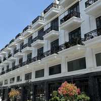 Bán Khu Nhà Mặt Phố Tô Ngọc Vân, 6,8 Tỷ, 56M2, View Đẹp, Chính Chủ