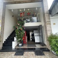 Cho Thuê Nhà 4 Tầng Mới Đẹp Đường Ngô Quyền Có Tháng Máy, Điều Hoà