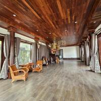 Biệt Thự SÂN VƯỜN - DT: 700m2 - Nội Thất 100% Gõ QUÝ TỘC - Nhà 2 MẶT TIỀN - Chỉ Hơn 20 Tỷ.