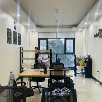 Cho Thuê Văn Phòng 60M2 Tại Phố Nguyễn Tuân, Thanh Xuân, Sẵn Nội Thất, View Thoáng.