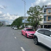 Cần Bán Gấp Nhà Ngay Cổng Đinh Thị Thi, Vạn Phúc, 55M2, 4 Tầng, 8.5 Tỷ